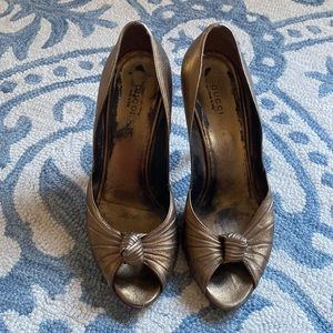 Gucci Bronze heels